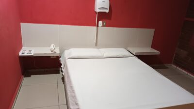 Motel El Doral: privacidad, confort y jacuzzi en Santa Tecla