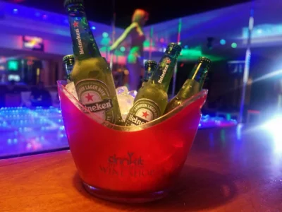 Emporium Club Bar | Exclusividad, Elegancia y Vida Nocturna